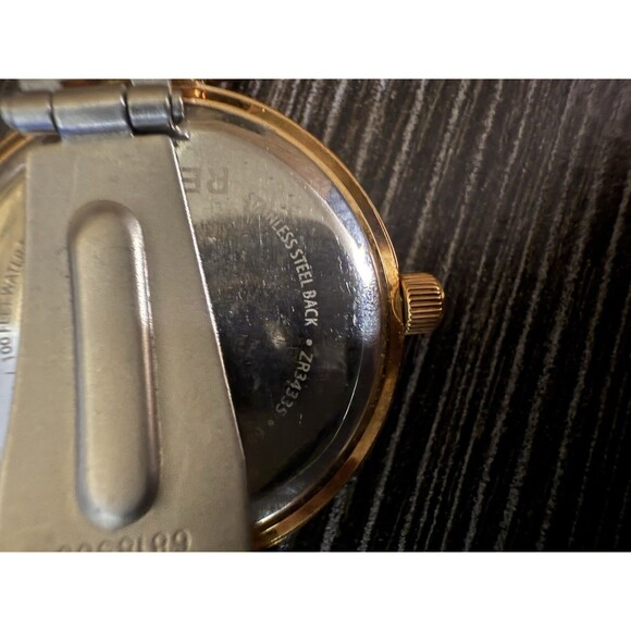 Relic By Fossil Women's Rose Goldtone Bracelet Watch ZR34335 Beautiful Pink - Picture 5 of 16